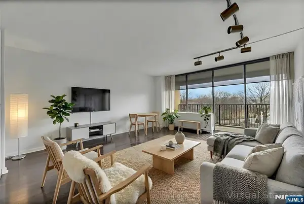 6 Horizon #306, Fort Lee, NJ 07024