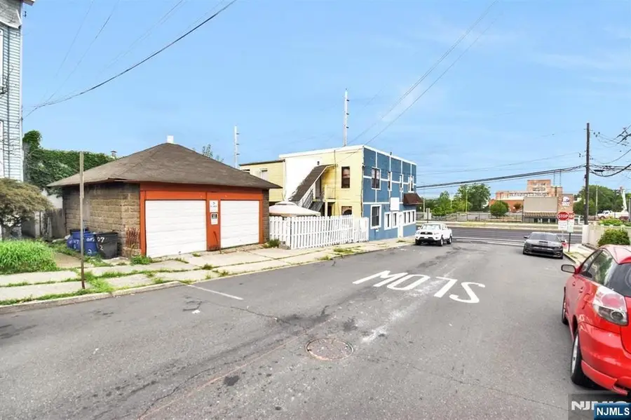 7208 Tonnelle Avenue, North Bergen, NJ 07047 - Image #3