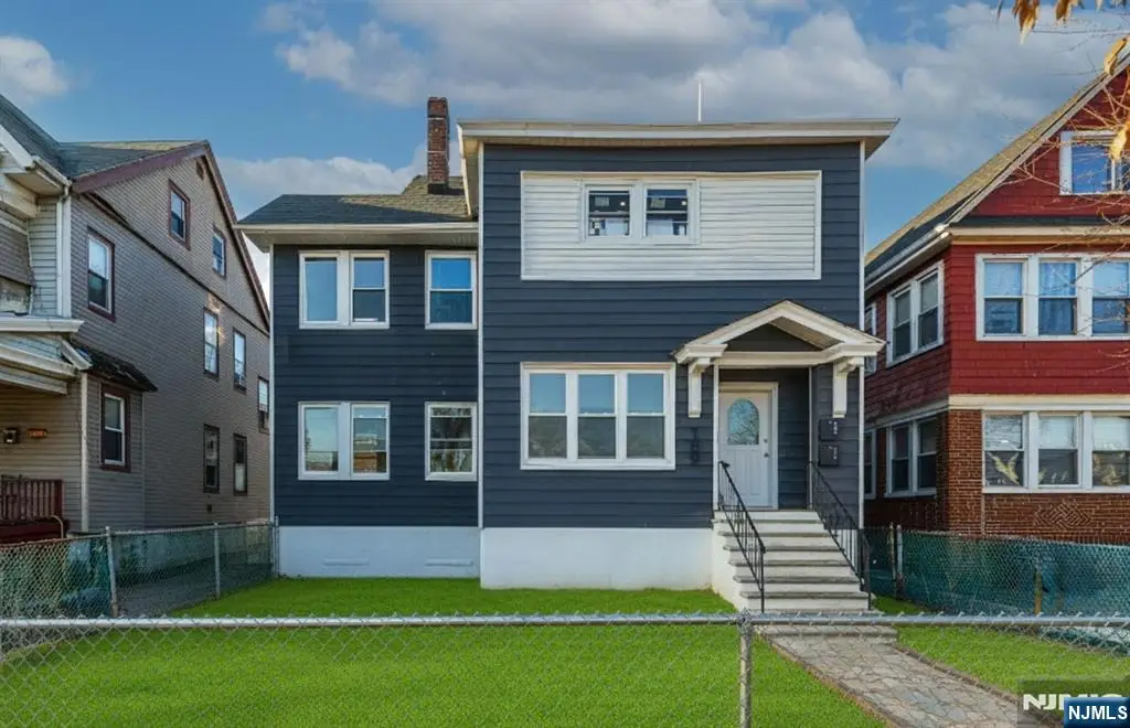 189 Oraton Parkway, East Orange, NJ 07017 - Image #1