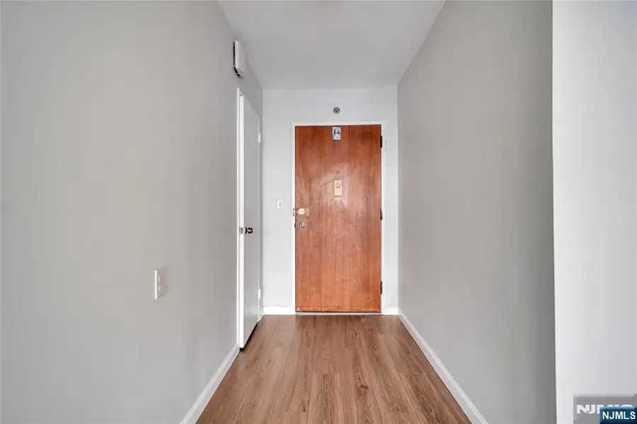 770 Anderson Avenue 15A, Cliffside Park, NJ 07010 - Image #3