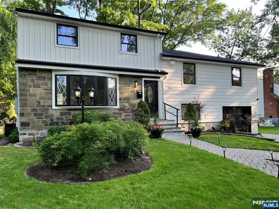 392 Marlboro Road, Englewood, NJ 07631 - Image #2