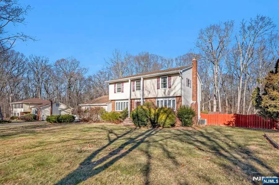 45 Parkview Drive, Succasunna, NJ 07876 - Image #3