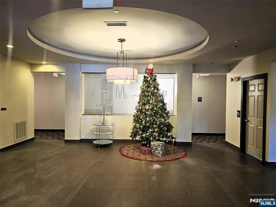 1121 Riverview Avenue 121, Englewood, NJ 07631 - Image #2