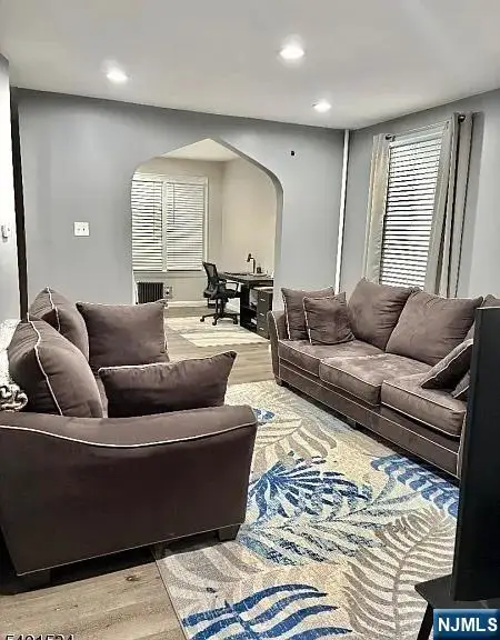 219 Peshine Avenue, Newark, NJ 07108 - Image #2