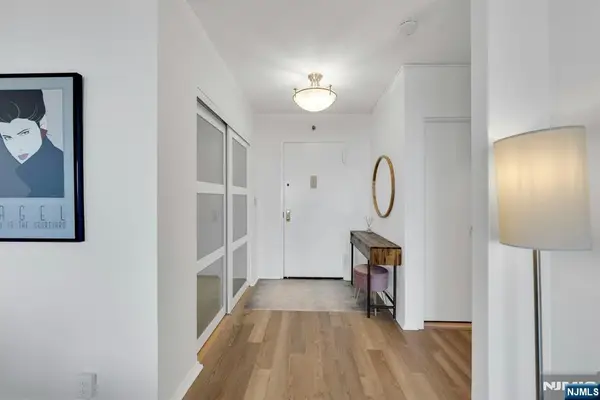 1530 Palisade 29N, Fort Lee, NJ 07024