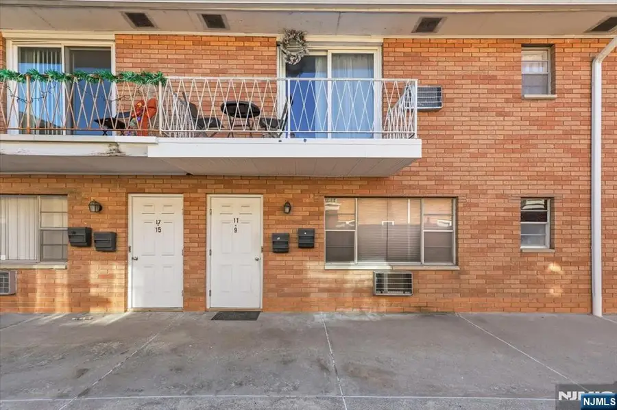 435 Teaneck Road 11, Ridgefield Park, NJ 07660 - Image #2