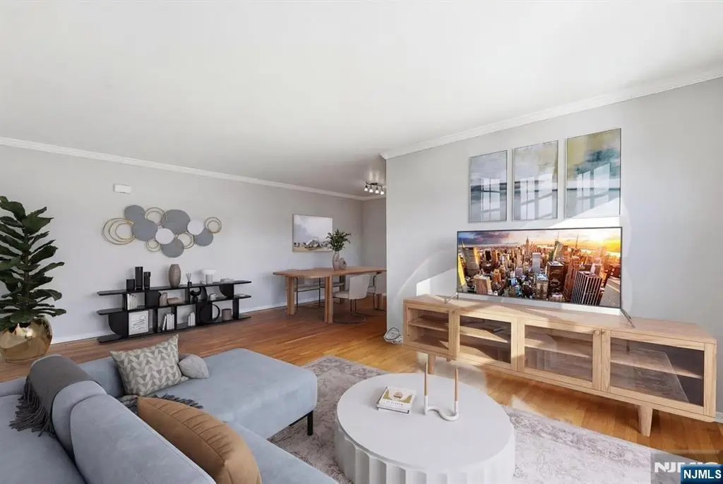 28 Knox Terrace, Wayne, NJ 07470 - Image #1