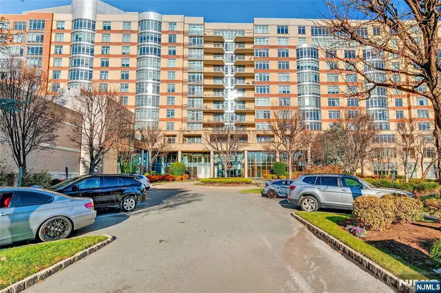 8100 River Road 801, North Bergen, NJ 07047 - Image #2