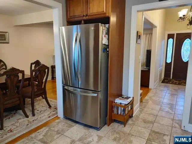 190 Martha Avenue, Elmwood Park, NJ 07407 - #3