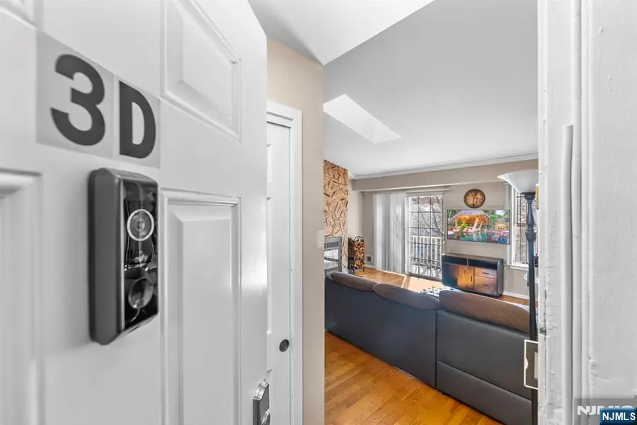 753 Summer 3D, Newark, NJ 07104 - Image #2