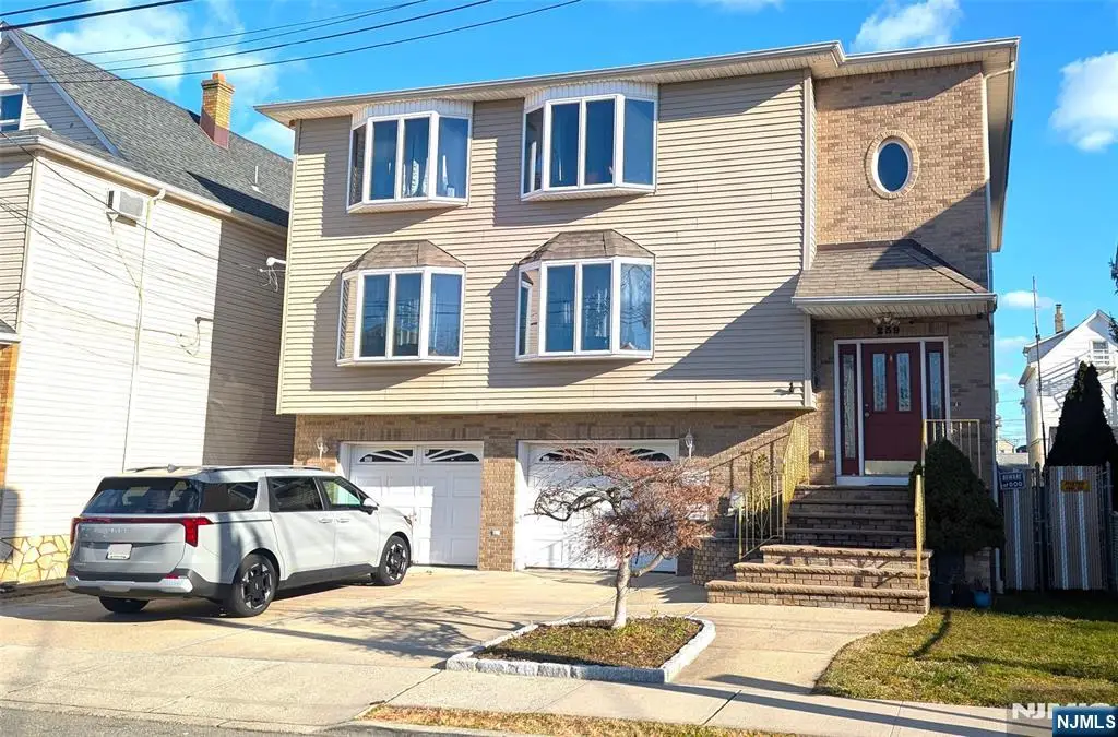 239 Wallington Avenue, Wallington, NJ 07057 - Image #1