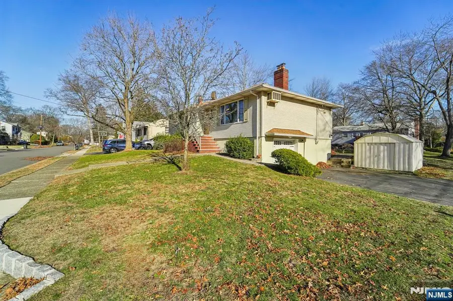 103 Hickory Street, Township Of Washington, NJ 07676 - Image #2