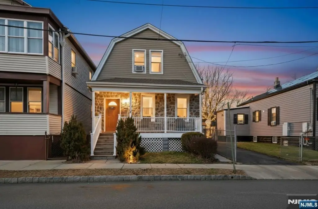 11 Meade Street, West Orange, NJ 07052 - #1