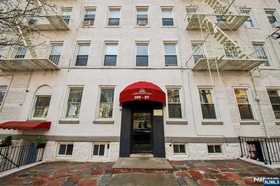 209-211 48th Street D3/403, Union City, NJ 07087 - Image #2