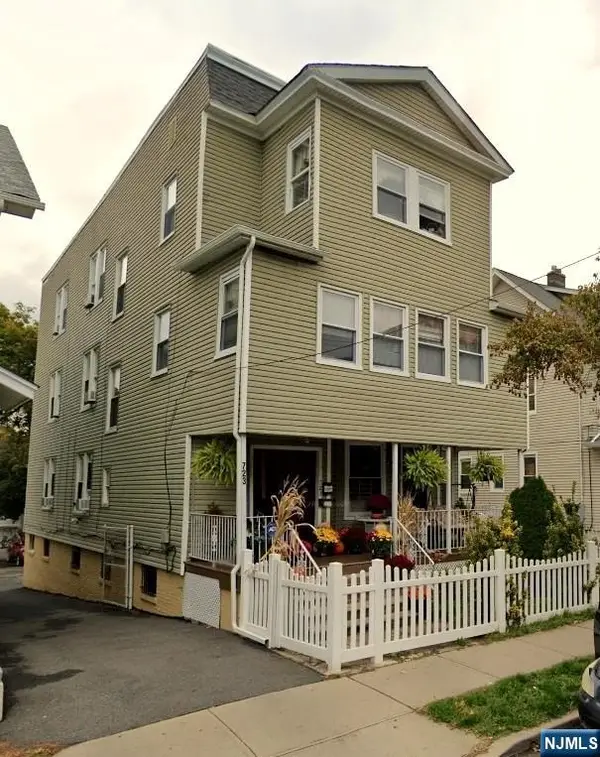 723 Stuyvesant Avenue, Irvington, NJ 07111