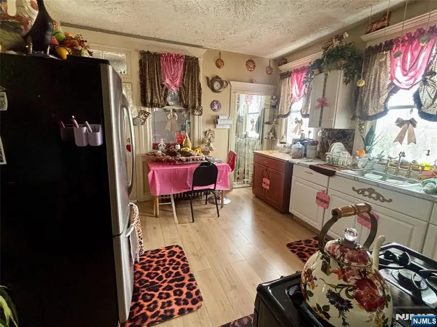 723 Stuyvesant Avenue, Irvington, NJ 07111 - Image #2