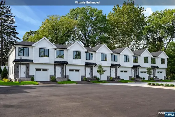 7 Fey Place, Oradell, NJ 07649