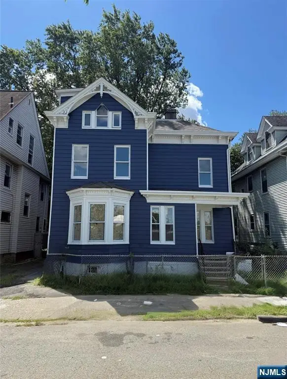 15 Winthrop Terrace, East Orange, NJ 07018 - Image #1