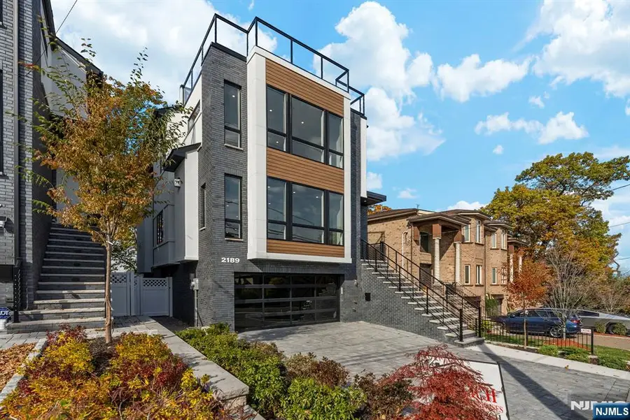 2189 Jones Road, Fort Lee, NJ 07024 - Image #2