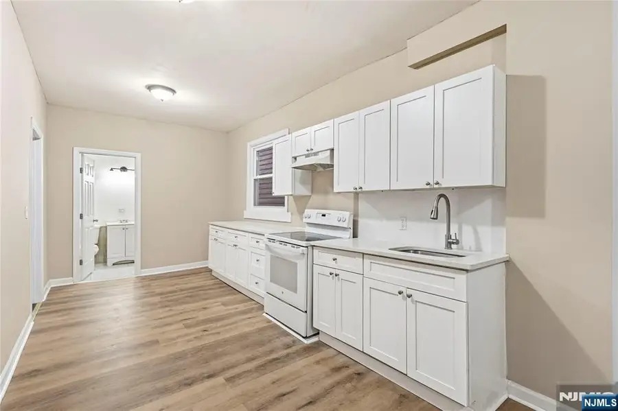 152 10th Street, Newark, NJ 07107 - Image #3