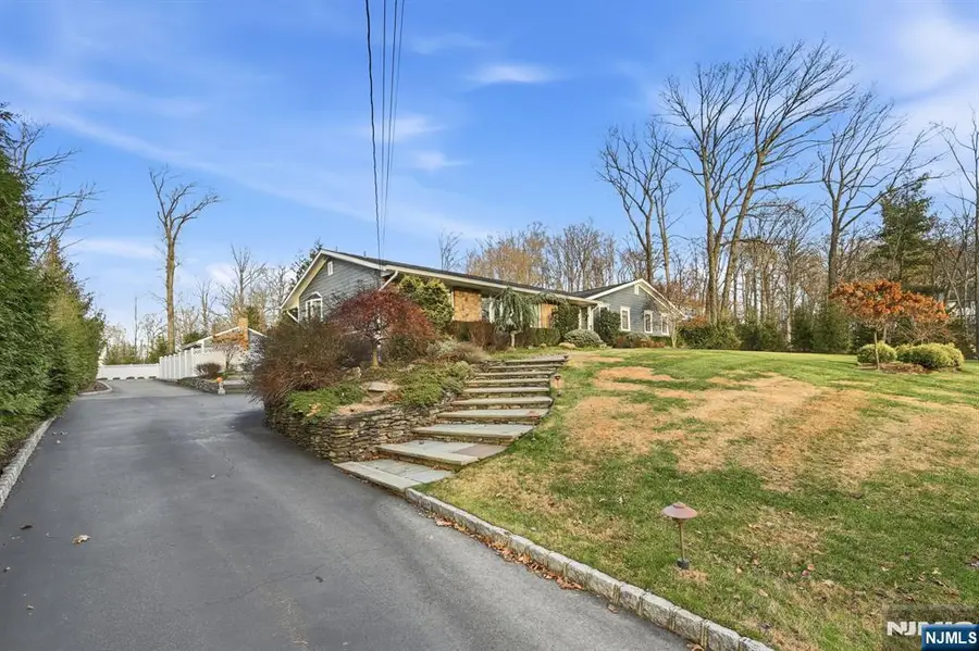 85 Oak Drive, Upper Saddle River, NJ 07458 - Image #3