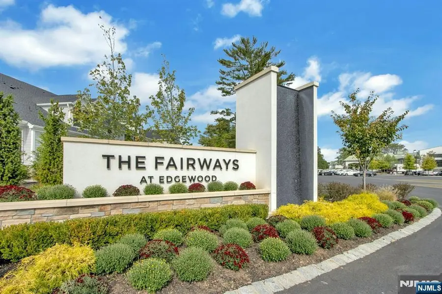 31 St Andrews Circle, River Vale, NJ 07675 - Image #2