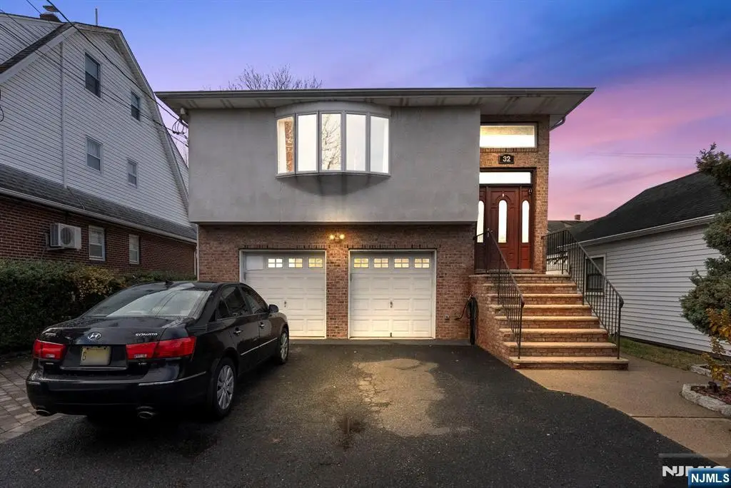 32 Hayward Place, Wallington, NJ 07057 - Image #1