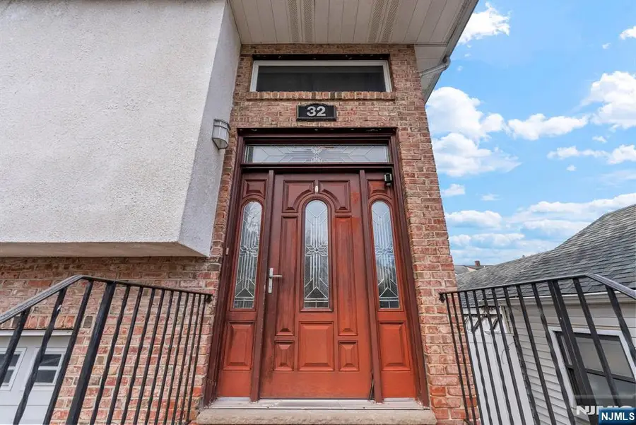 32 Hayward Place, Wallington, NJ 07057 - Image #2