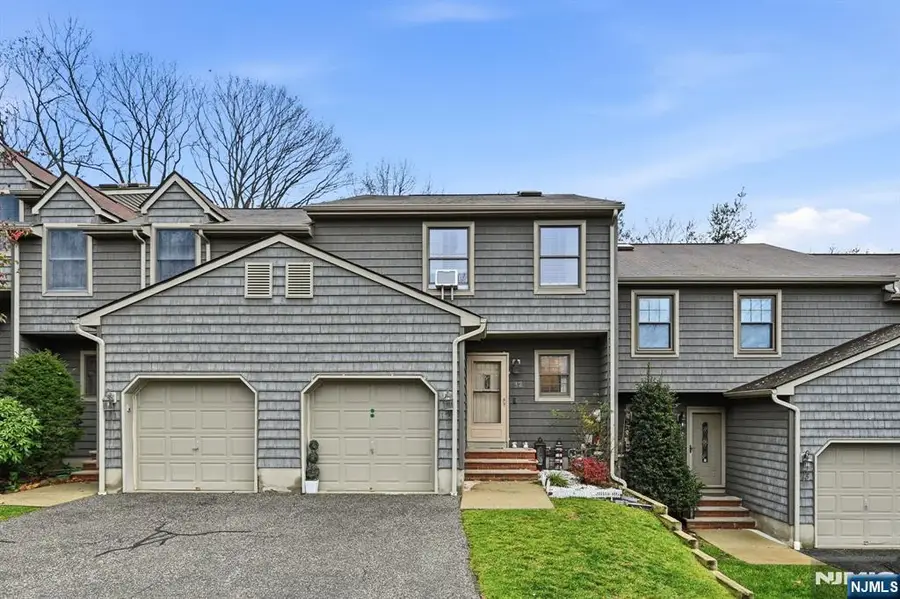 12 Mountain Ridge Road, Bloomingdale, NJ 07403 - Image #2