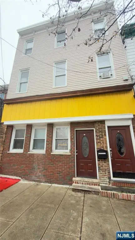 906 New York Avenue, Union City, NJ 07087 - Image #1