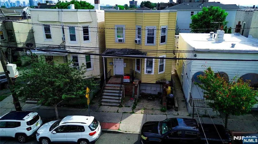 398 Cliff Street, Fairview, NJ 07022 - #2