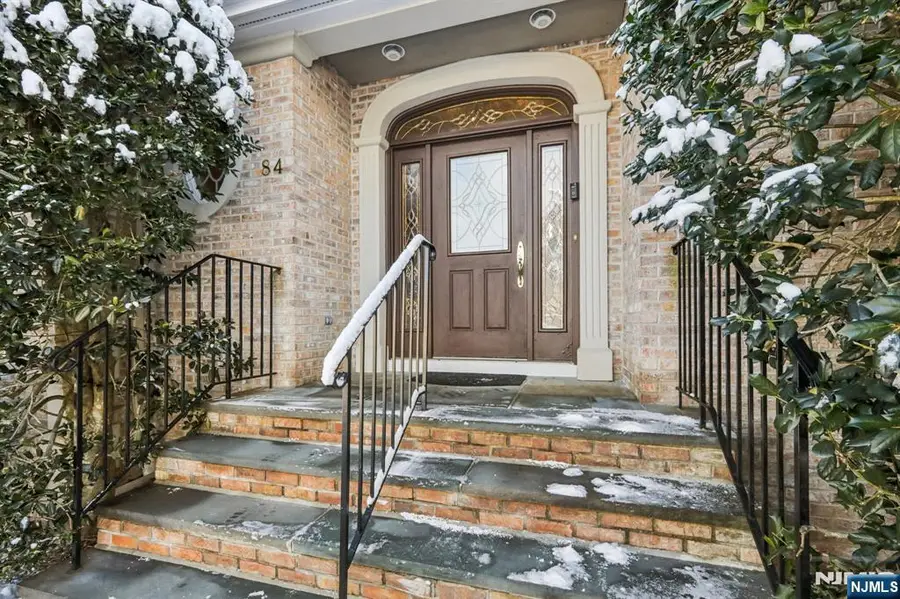 84 Walsh Drive, Mahwah, NJ 07430 - Image #2