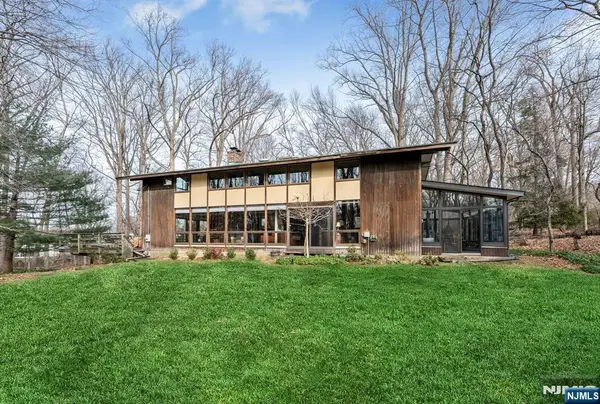 155 Hickory Lane, Closter, NJ 07624