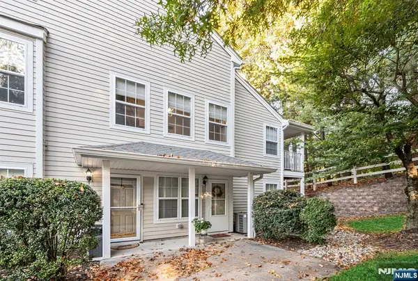 1034 Castle Road, Mahwah, NJ 07430