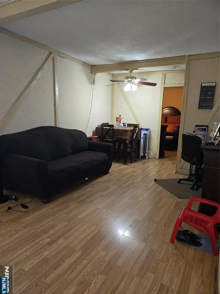 381 Mola Boulevard, Elmwood Park, NJ 07407 - Image #3