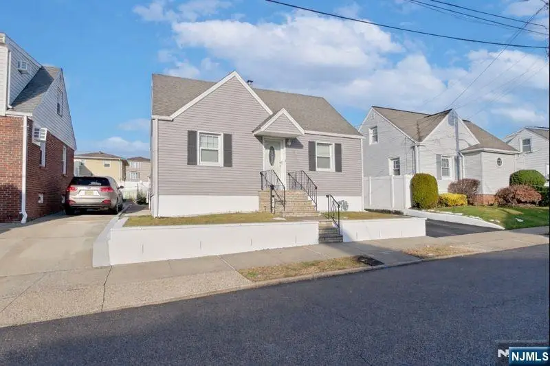 207 Lafayette Avenue, Lyndhurst, NJ 07071 - #1