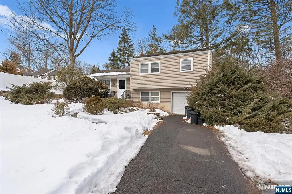 427 Andre Avenue, Northvale, NJ 07647 - #1