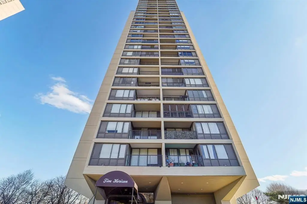 5 Horizon Road 2504, Fort Lee, NJ 07024 - Image #1