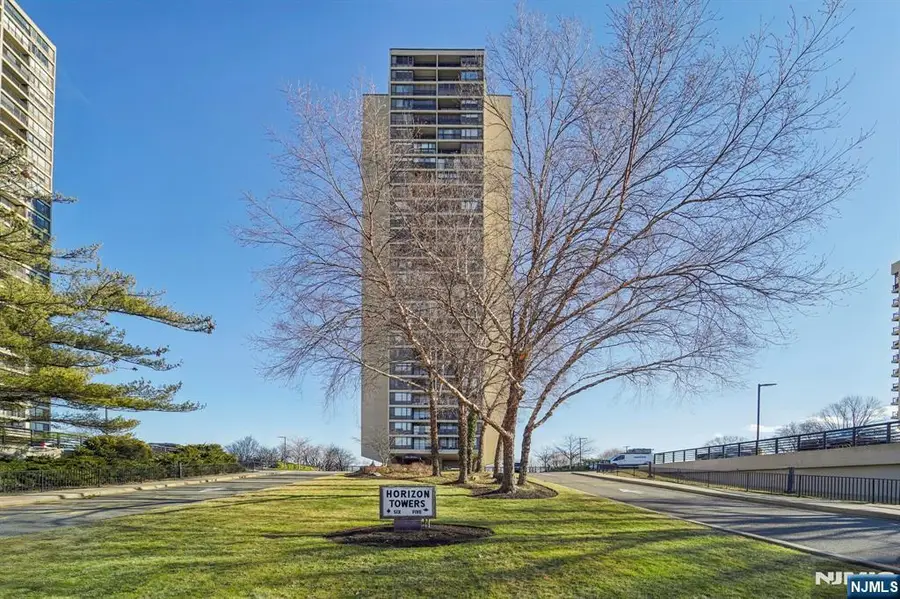 5 Horizon Road 2504, Fort Lee, NJ 07024 - Image #2