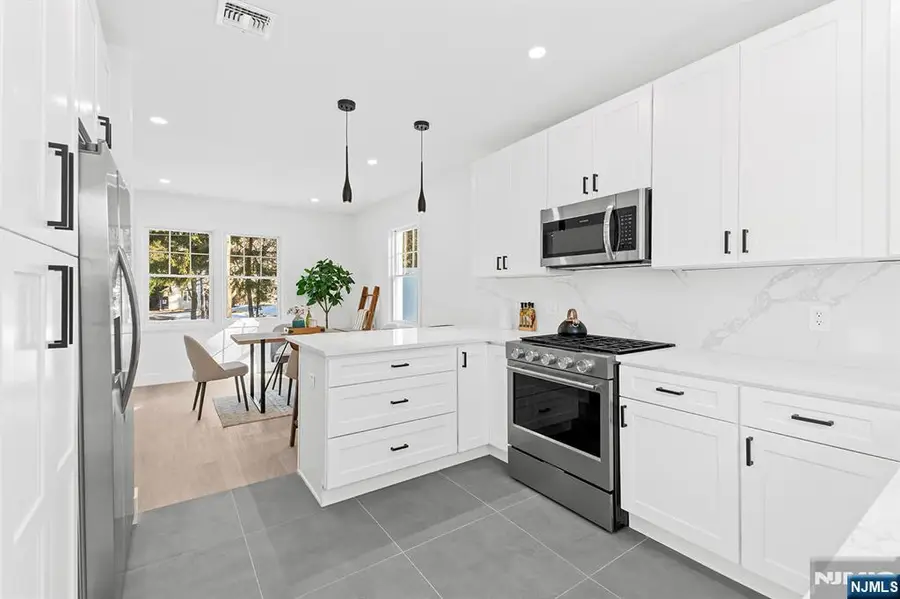 114 Hudson Avenue, Tenafly, NJ 07670 - Image #2