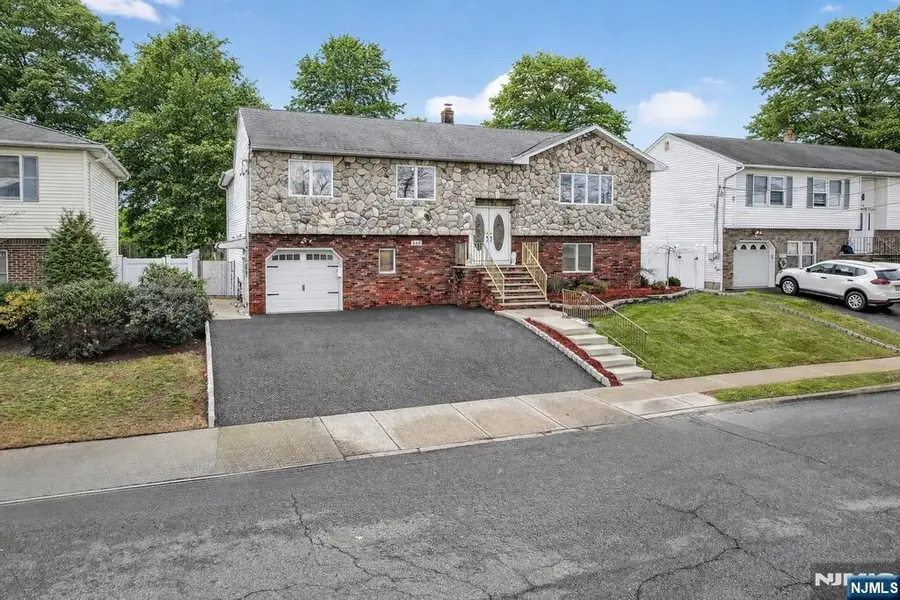 152 Claremont Avenue, Saddle Brook, NJ 07663 - Image #2