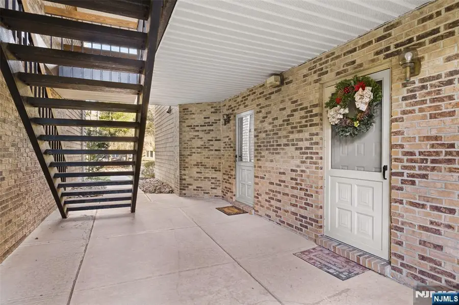 5 Tulip Crescent 1C, Little Falls, NJ 07424 - #2