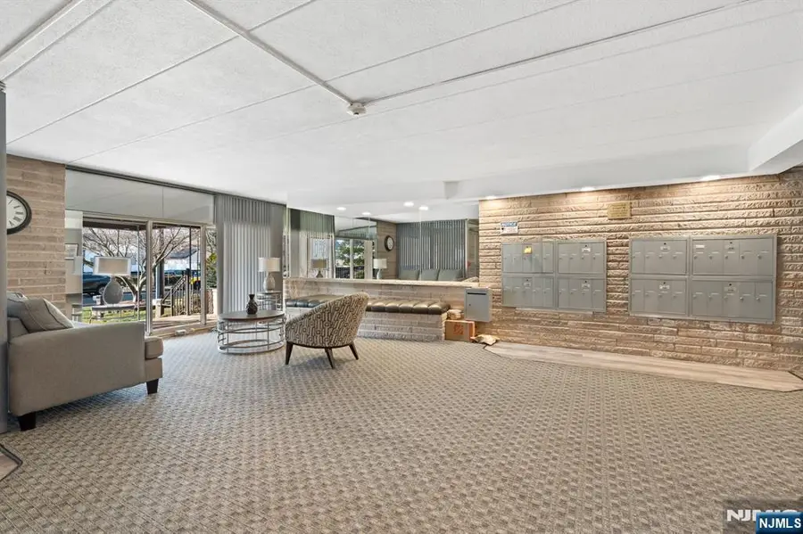 300 Lookout Avenue C4, Hackensack, NJ 07601 - Image #3