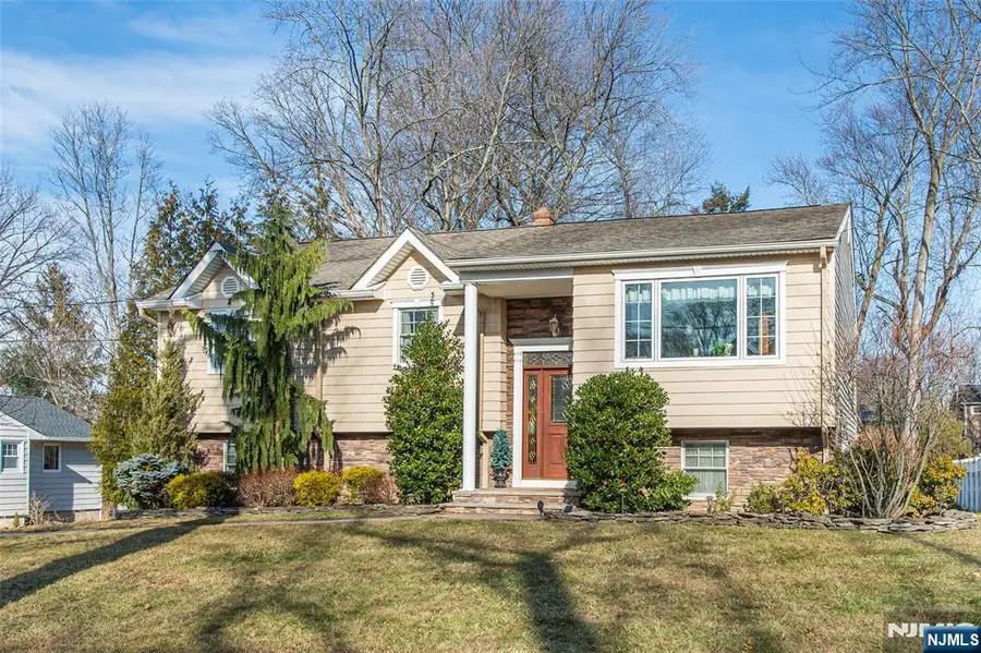 3 Springdale Road, West Caldwell, NJ 07006 - Image #2