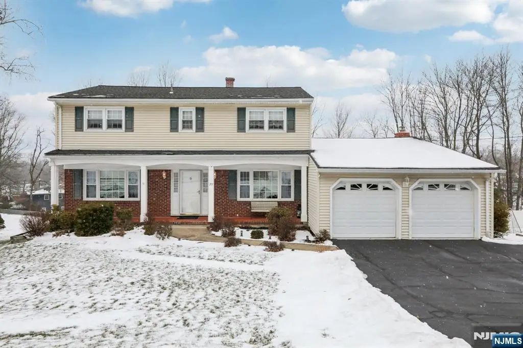 29 Joyce Drive, Succasunna, NJ 07876 - Image #1