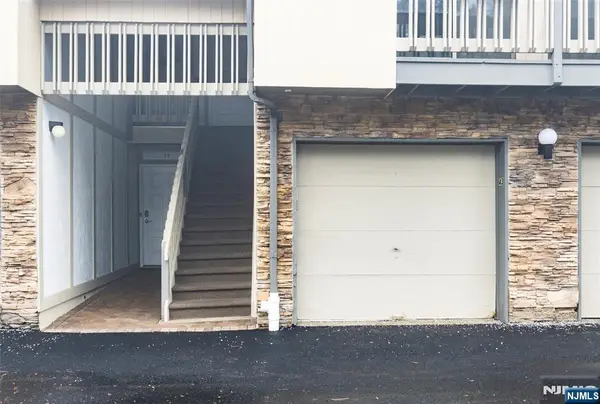 43 Colton Circle 1243, West Orange, NJ 07052