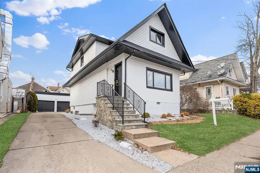 290 Queen Anne Road, Teaneck, NJ 07666 - Image #2