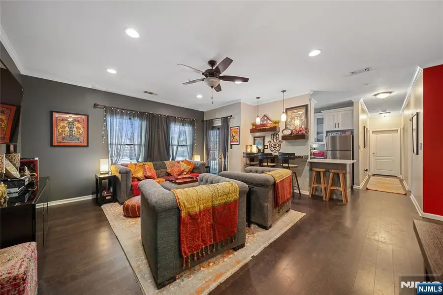 703 Brittany Drive, Wayne, NJ 07470 - Image #2