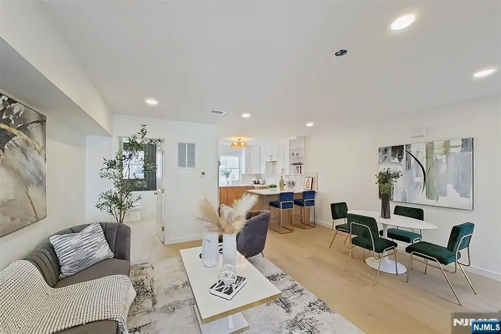 413 Paulison Avenue 2, Passaic, NJ 07055 - Image #1