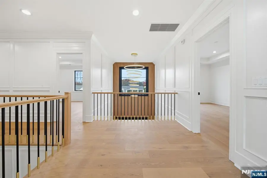 278 Columbia Terrace, Paramus, NJ 07652 - Image #2